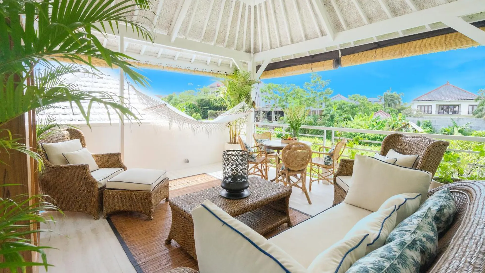 Casa Elias - 3Bdr Luxe Seminyak Villa Incl Breakfast & Pool 0*,  Indonesia